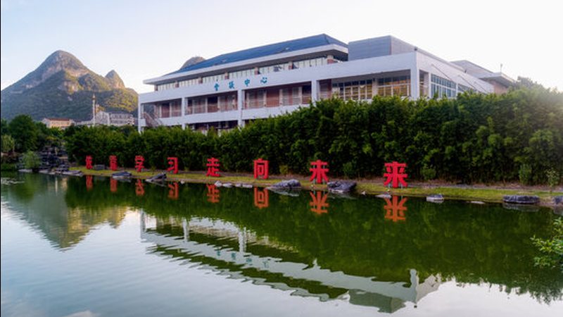 技术实力是选择PCBA打样服务商的首要因素。包括但不限于以下方面：